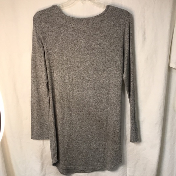 No Boundaries Women’s Pullover Sweater XL Light Gray Long Sleeves Soft - Picture 5 of 9